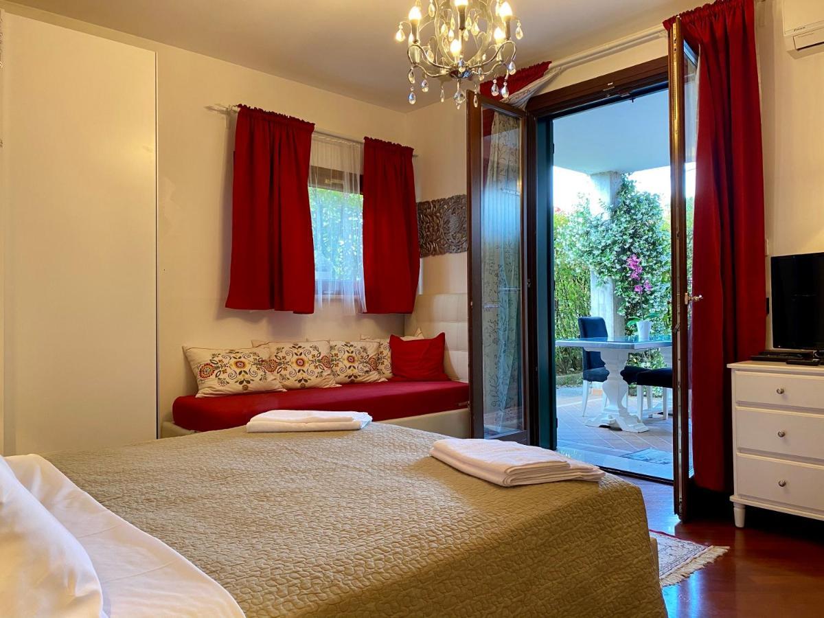 B&B Garda 4U Desenzano del Garda Exterior photo