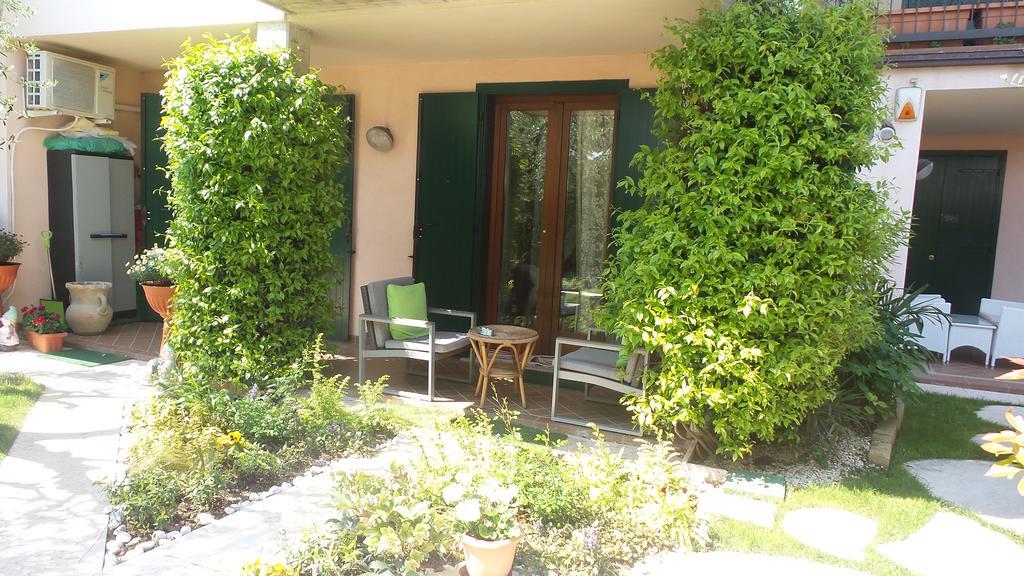 B&B Garda 4U Desenzano del Garda Exterior photo